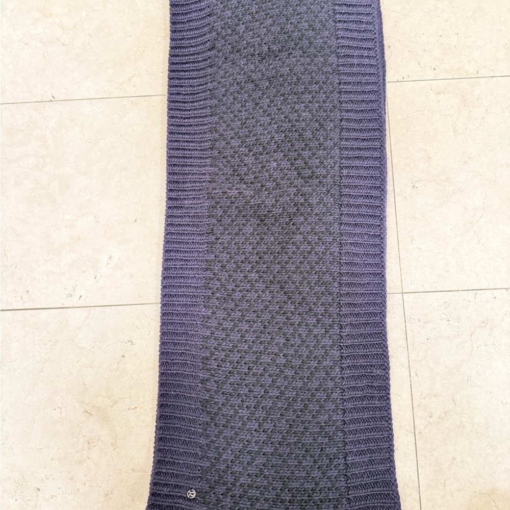Lululemon Navy Blue Alpaca & Wool Blend Snood - Picture 4 of 5